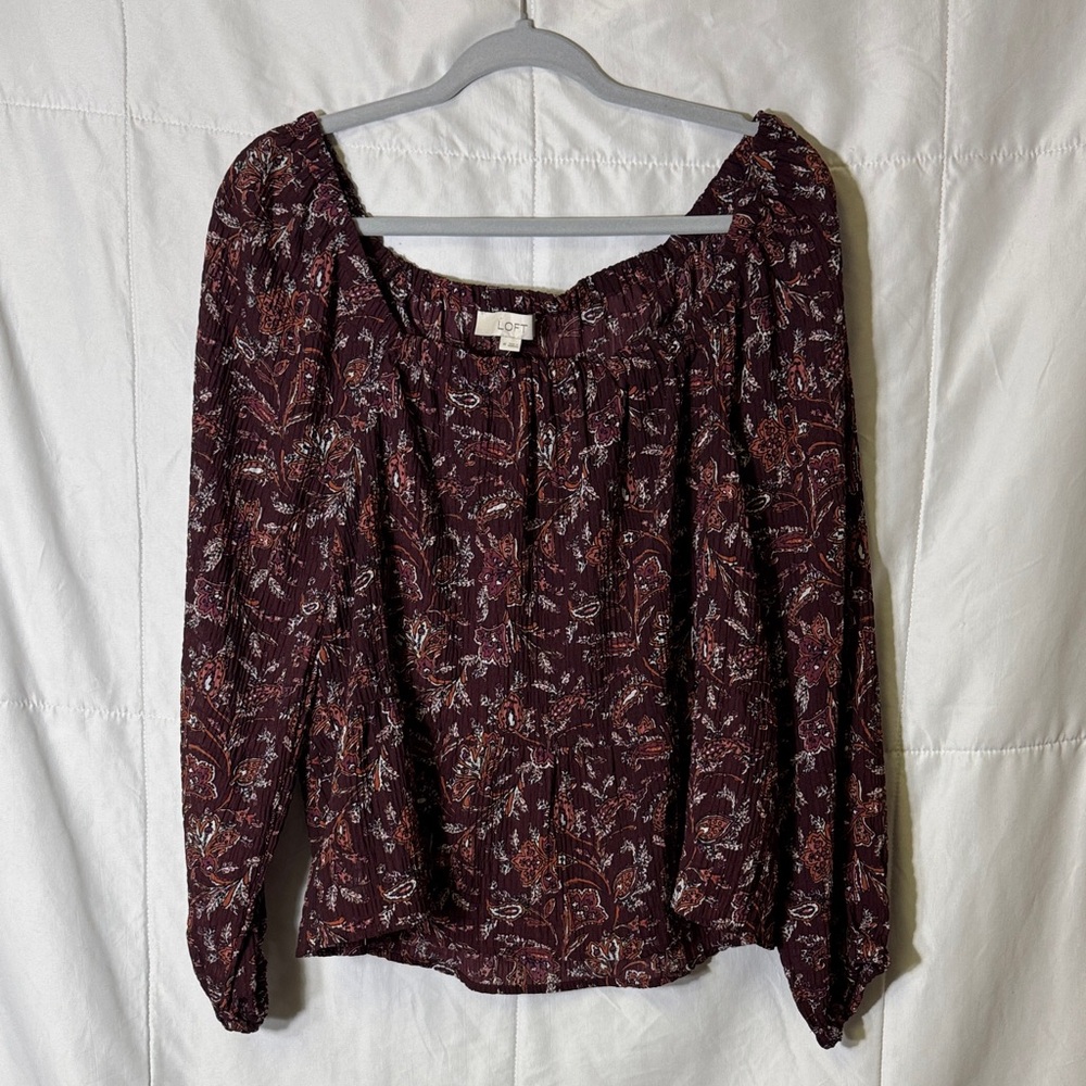 LOFT Paisley Floral‎ Long Sleeve Blouse Smocked Neckline Burgundy Size M